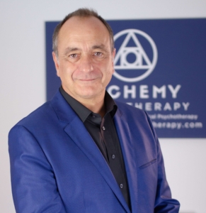 This is a picture of Gareth Strangemore-Jones (AlchemyHypnotherapy.com)